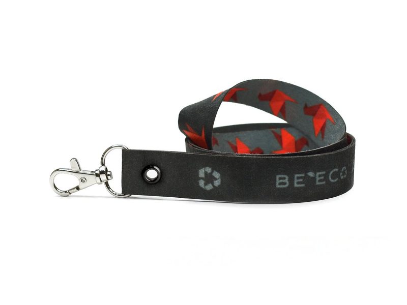paper-lanyard-9965